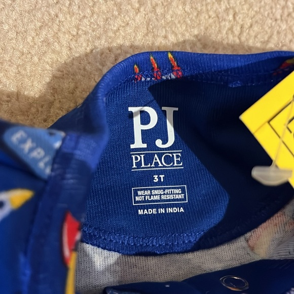 NWT 3T children’s place space sleepers - Picture 4 of 7